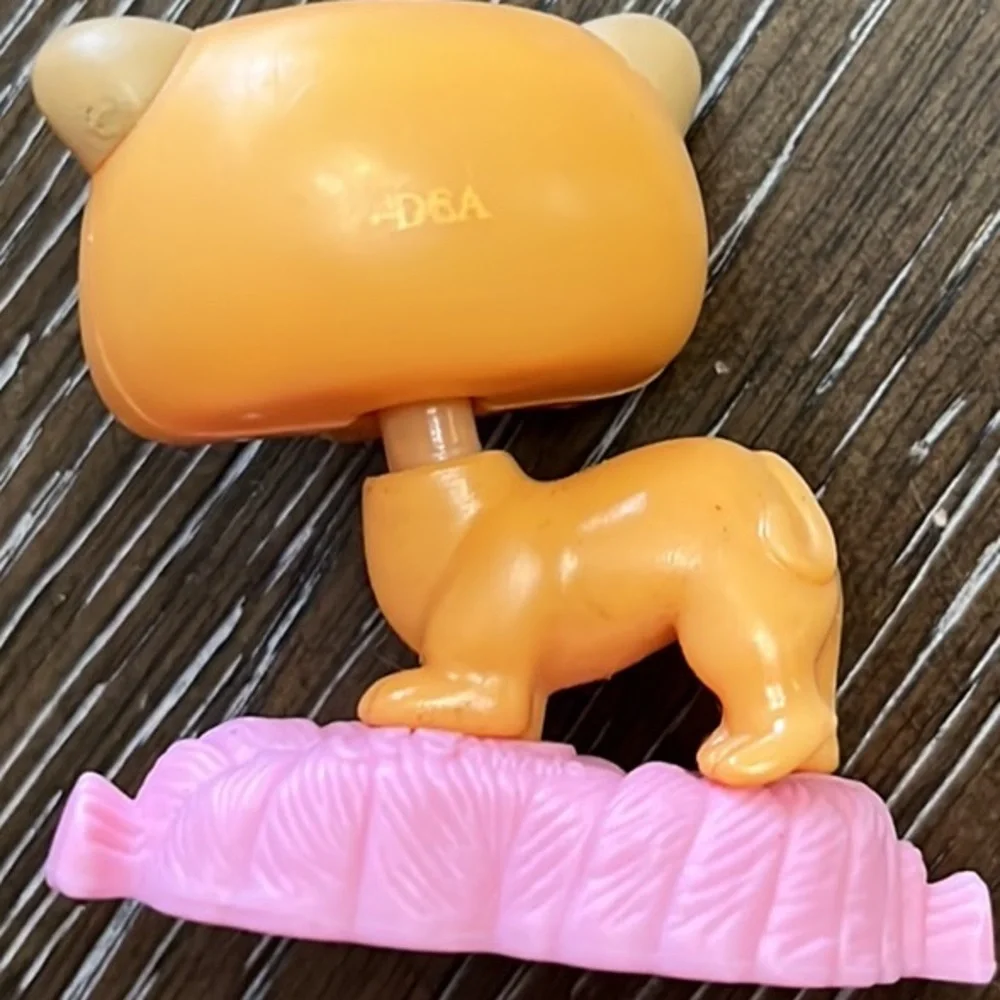 Littlest Pet Shop McDonalds 2010 Hasbro orange ferret figurine
